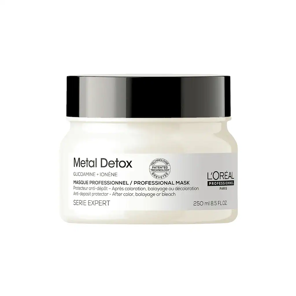Masque détox métal professionnel pour soin de la peau, élimine les impuretés et détoxifie en profond.