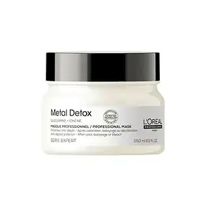 Masque détox métal professionnel pour soin de la peau, élimine les impuretés et détoxifie en profond.